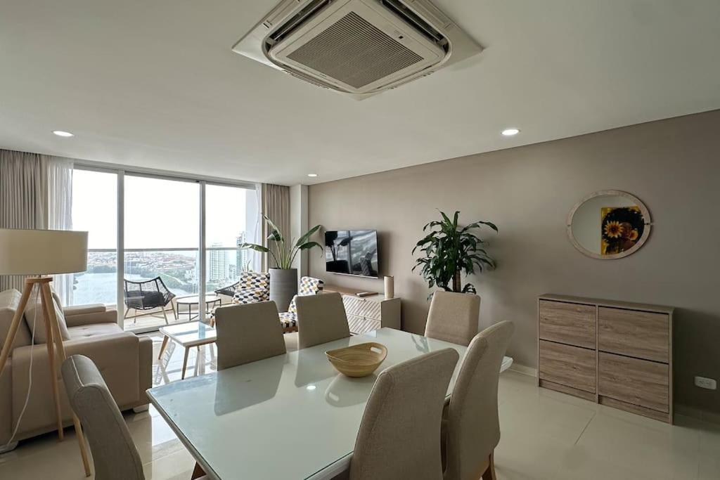 Luxury Vista 26th Floor